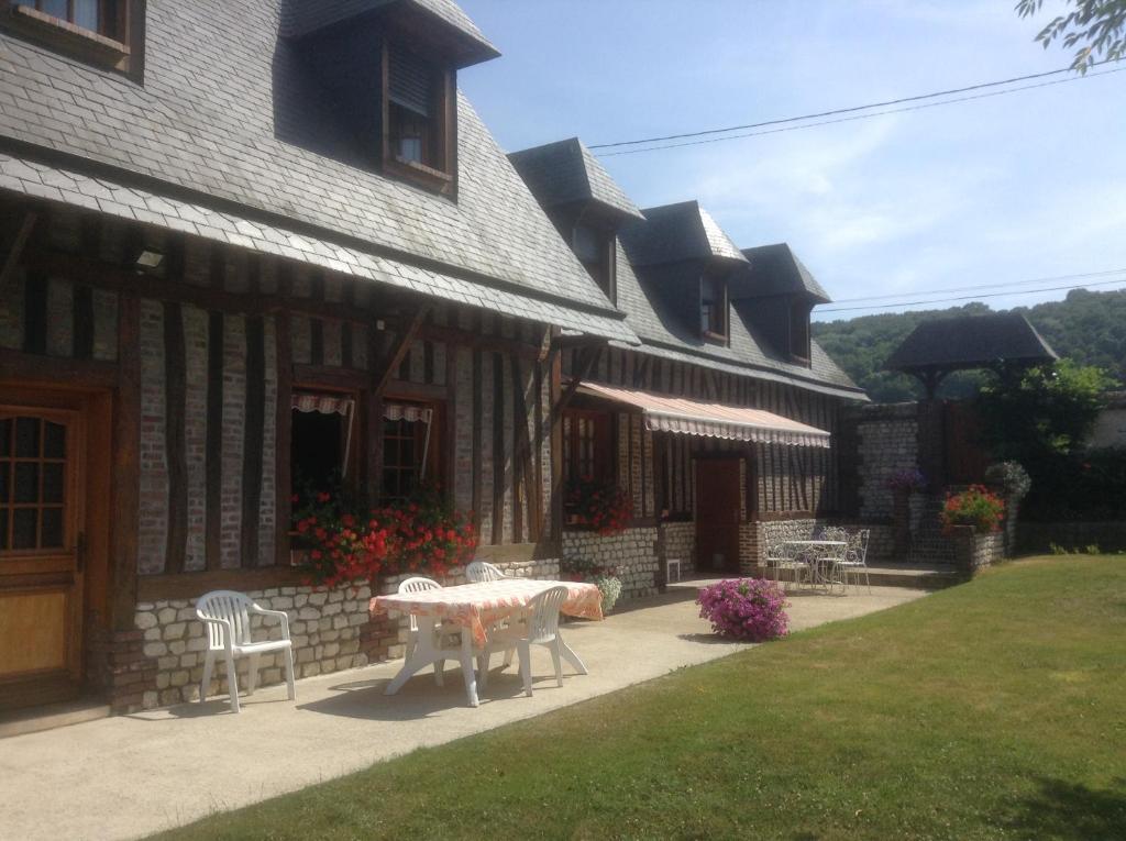 Chambres D'Hotes Le Pressoir Saint-Martin-de-Boscherville Exterior photo